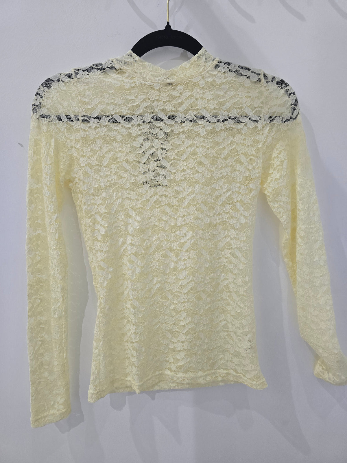 Camisa Lace Amarillo mantequilla Línea Colombiana