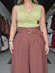 Camisa Verde con Acento Dorado Stretch
