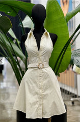 Traje corto beige