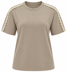 Camisa Beige Colombiana con Detalle de Perlas y Croche